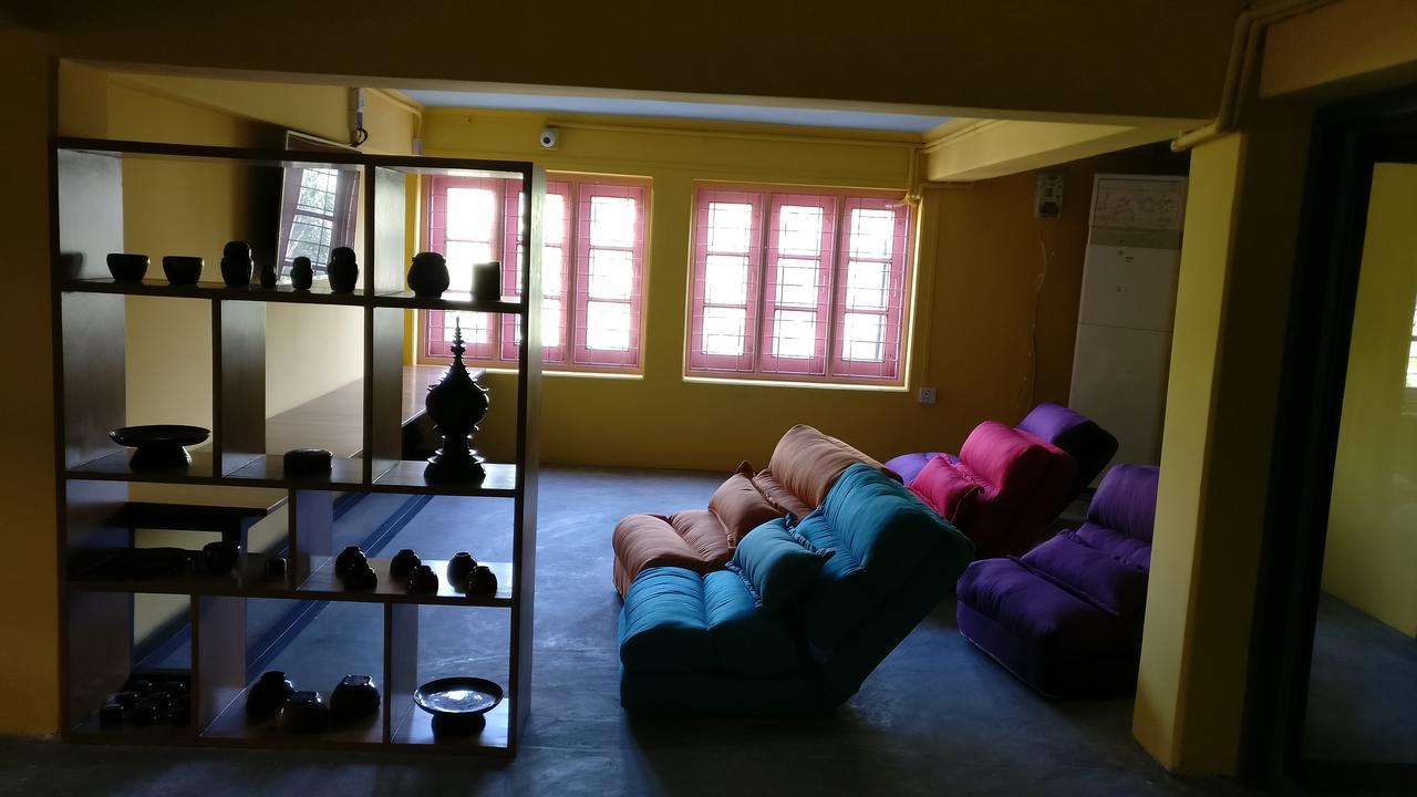 Kaung Hostel มัณฑะเลย์ ภายนอก รูปภาพ